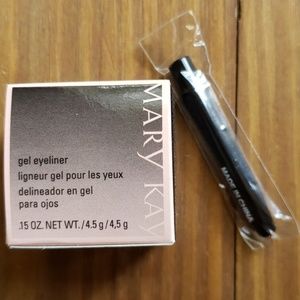 Gel Eyeliner Jet Black